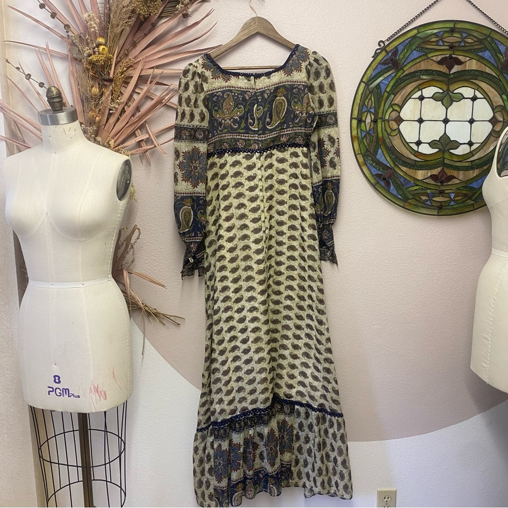 Vintage Gunne Sax Paisley prairie dress. - Picture 3 of 5